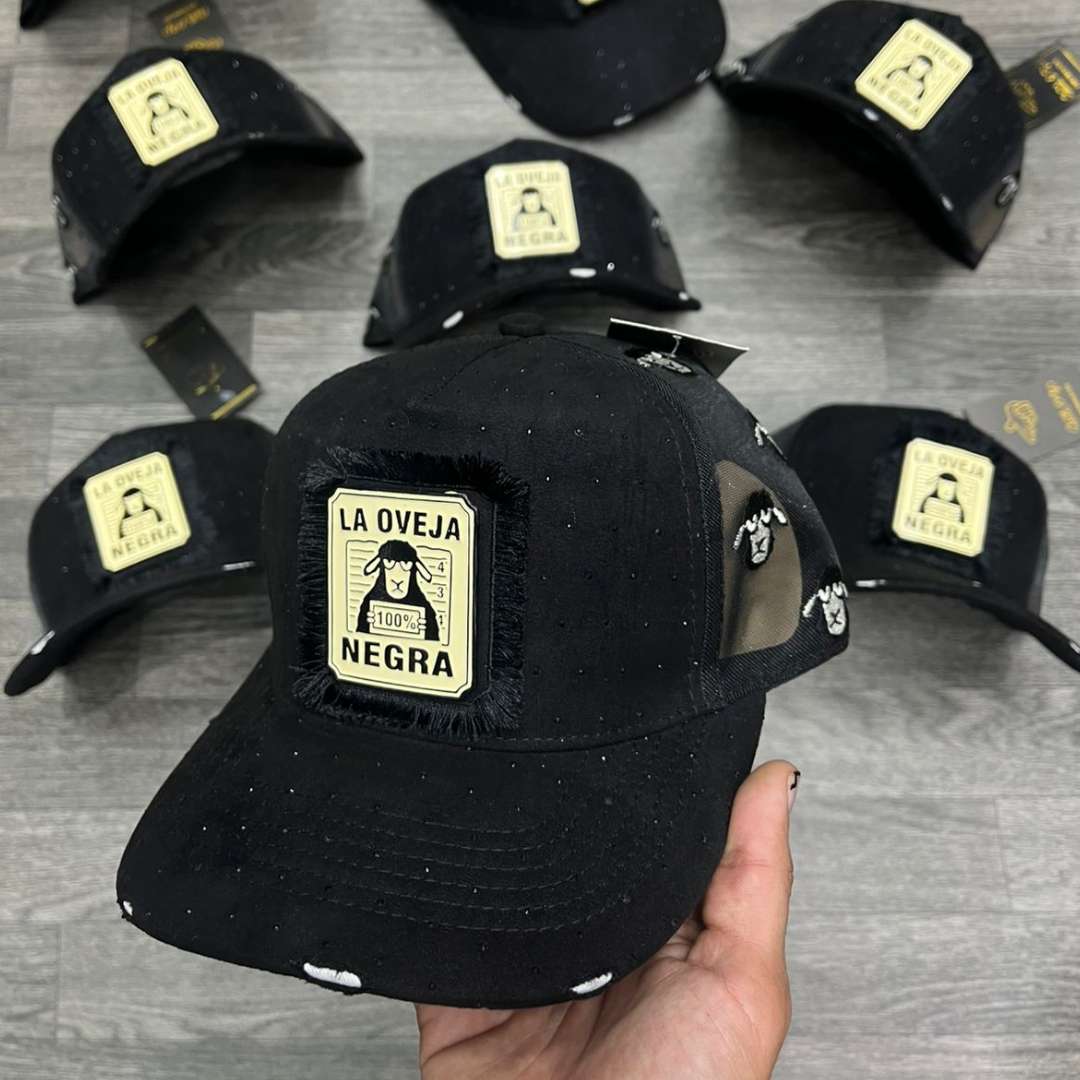 🖤🔥Gorra Oveja Negra™ Premium – Estilo, Carácter y Actitud Imponente